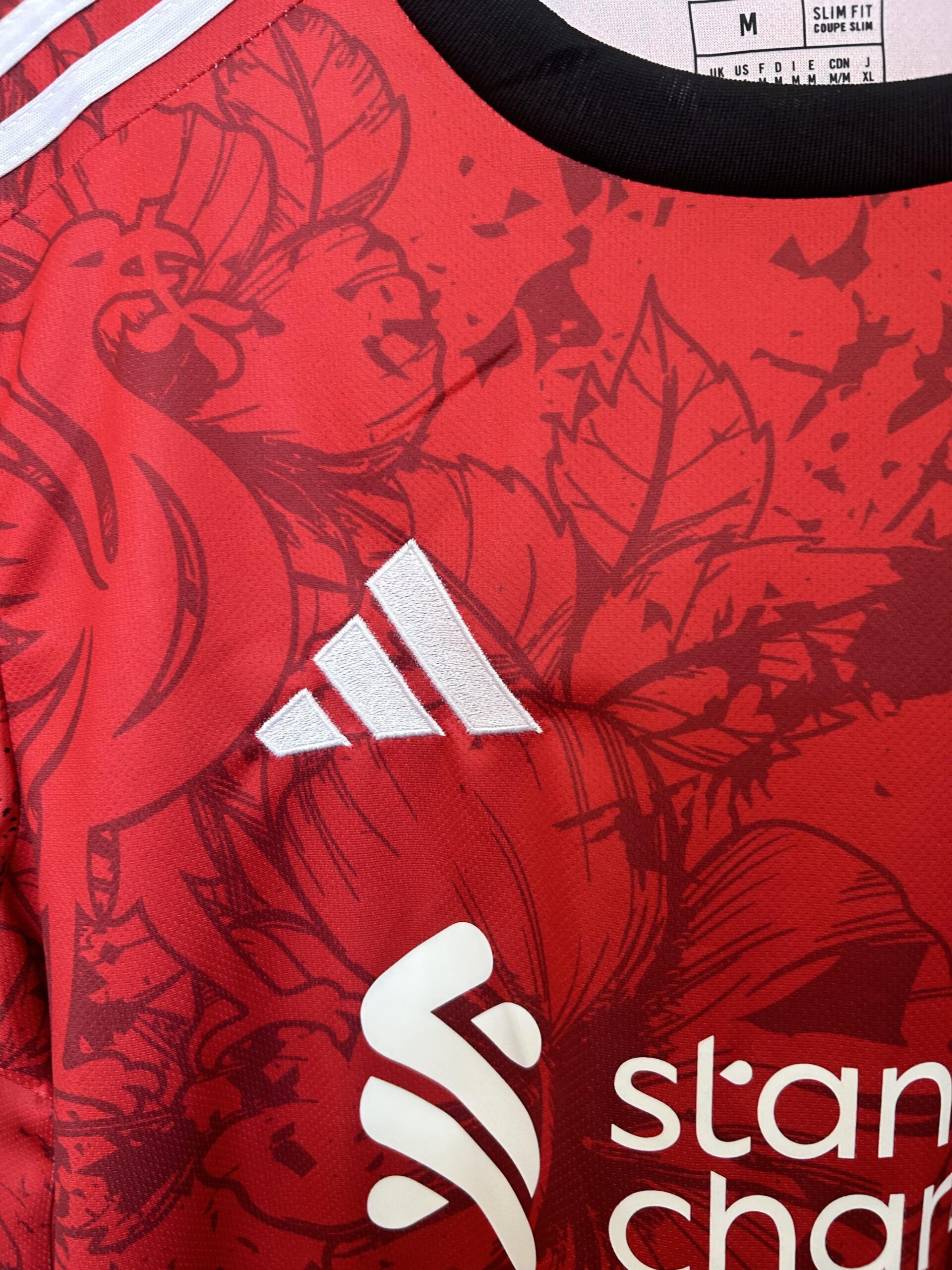 Liverpool "Crimson Talon" Special Kit - Image 3