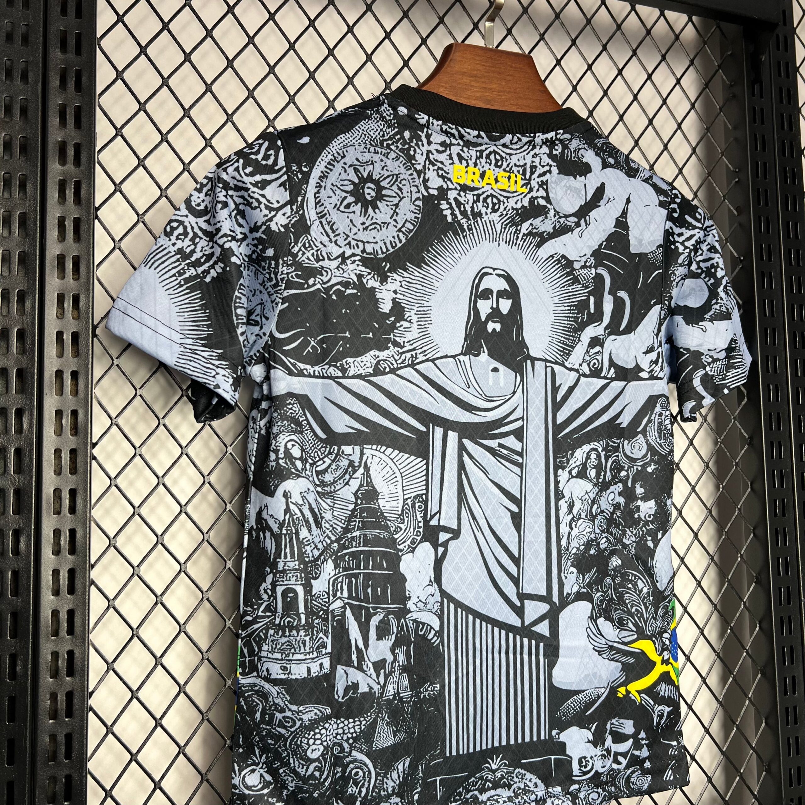 Brazil X Jesus Christ the redeemer 24-25 Kids set Special Edition - Image 3