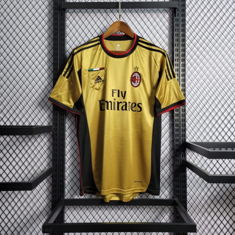 Alternative view of AC Milan Golden kit 2013/14 Retro