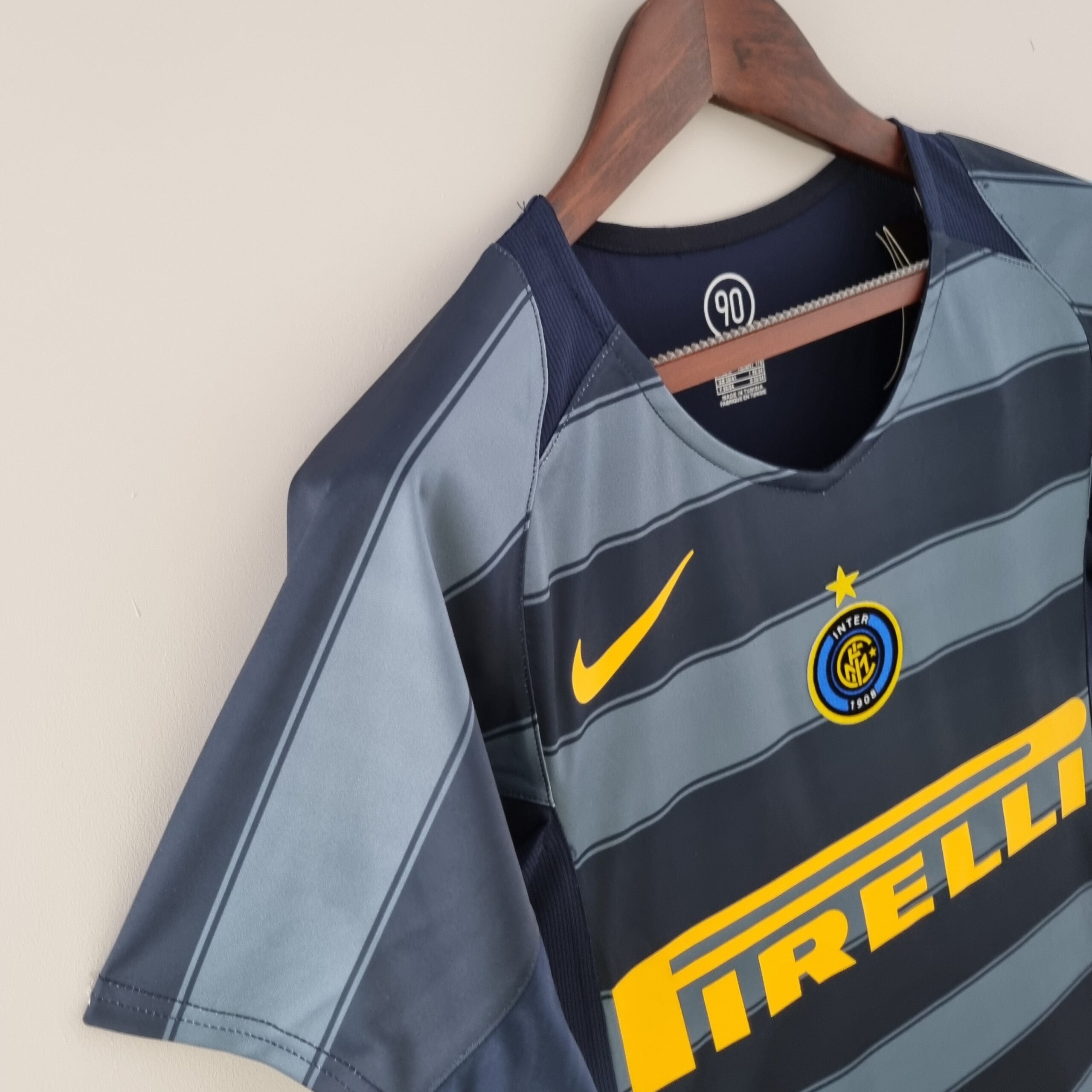 2004 Inter Milan retro kit - Image 3