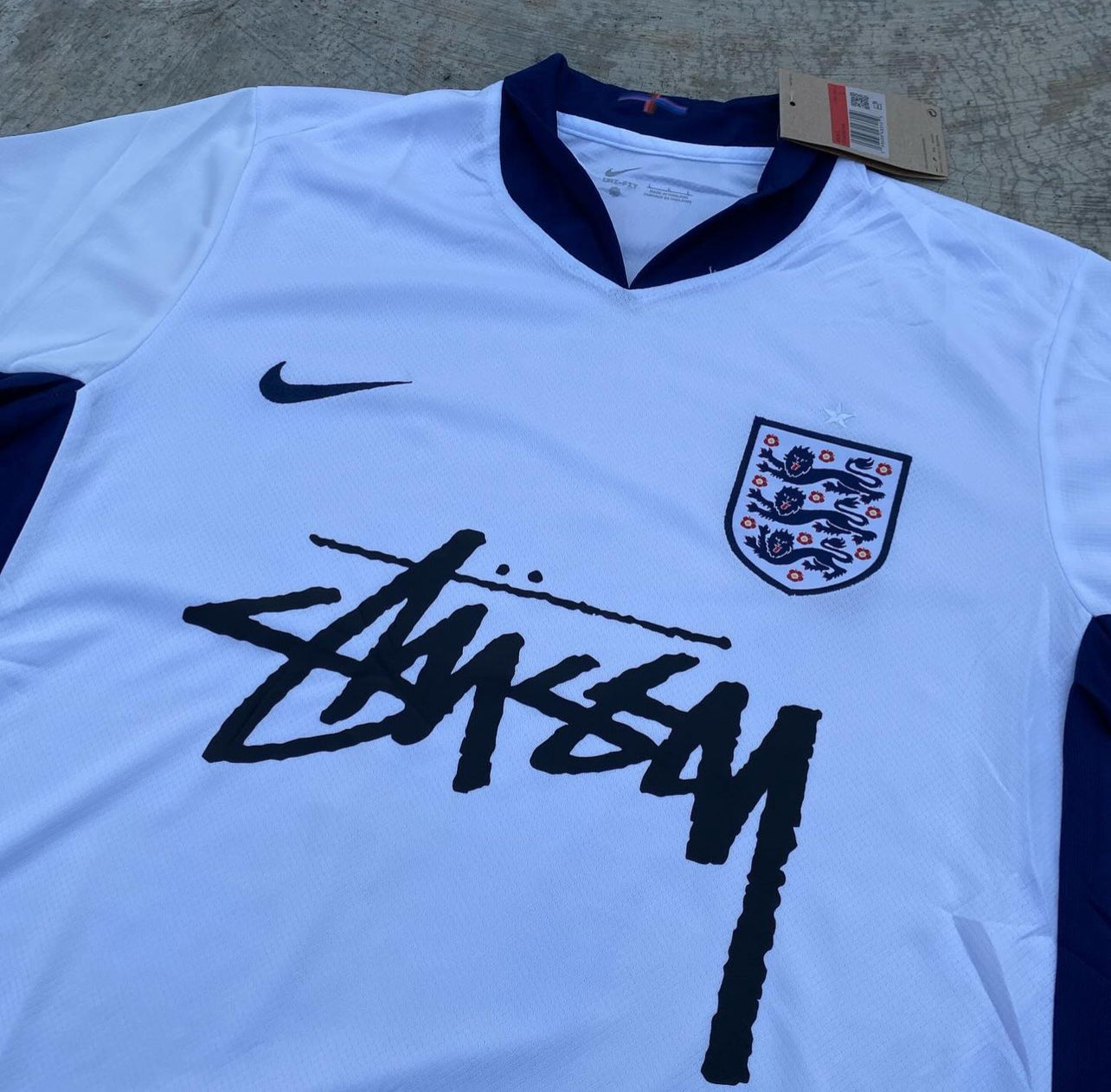 England x Stussy Concept kit - Image 3