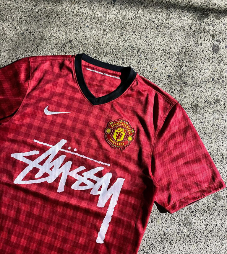 Alternative view of MANCHESTER UNITED X STUSSY LIMITED