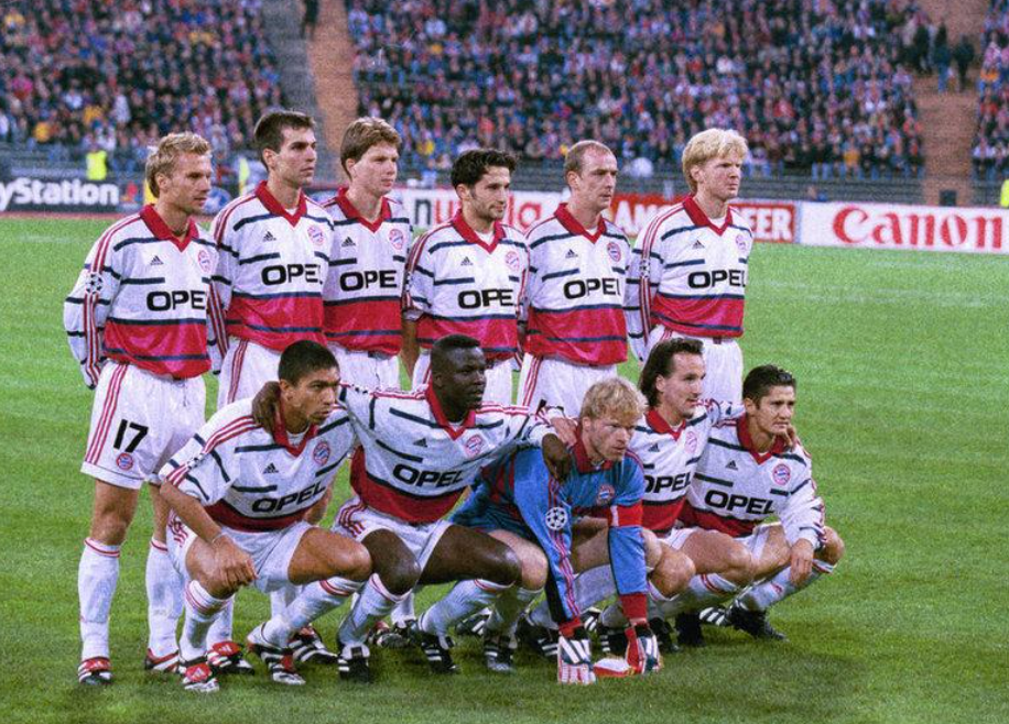 Bayern Munich retro Away kit - 1998-1999 - Image 6