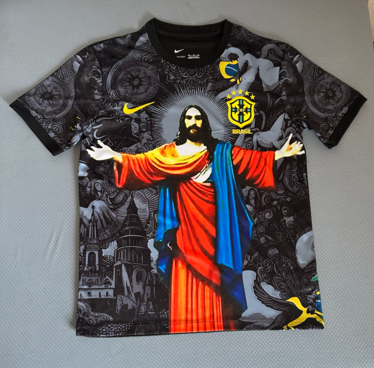 Alternative view of Brazil Jesus Christ the Redeemer 25/26 Special Edition shirt