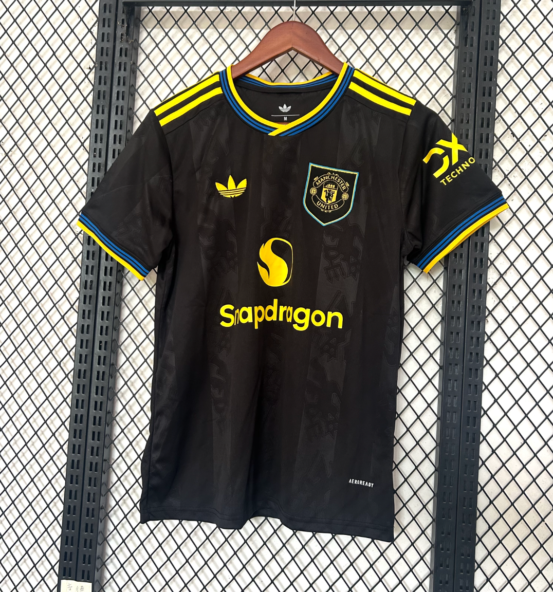 Manchester united 2025/2026 third kit - Image 2