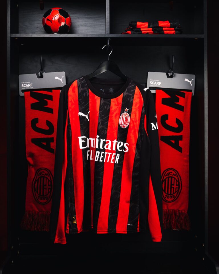 Alternative view of AC Milan 25/26 Home Longsleeve Jersey