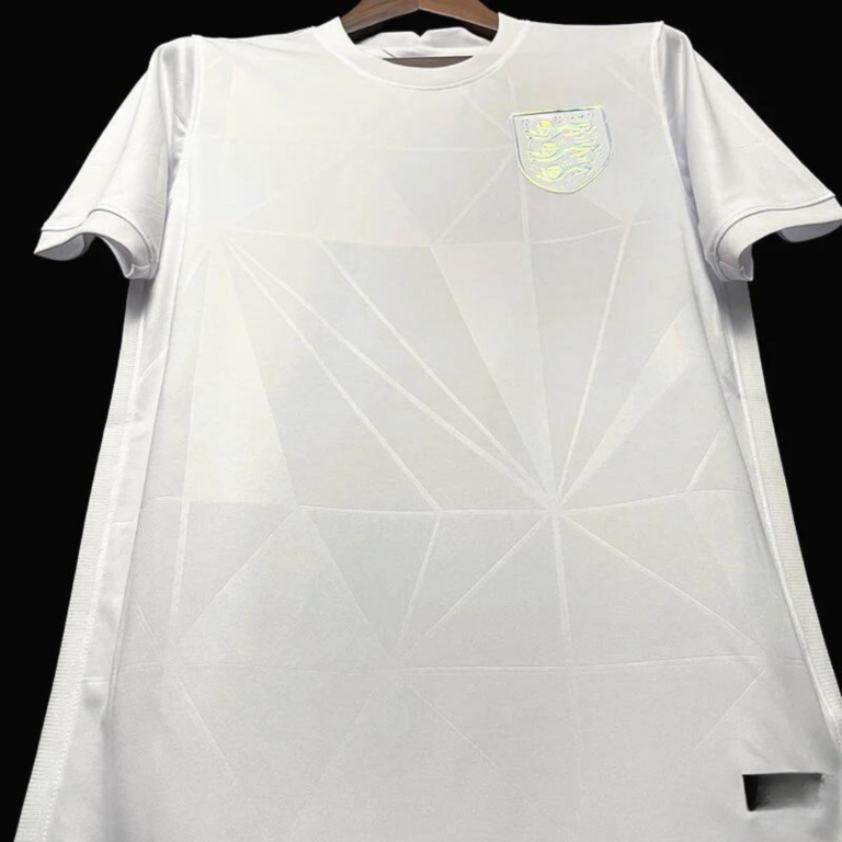 Alternative view of ENGLAND 22/23 Concept Kit