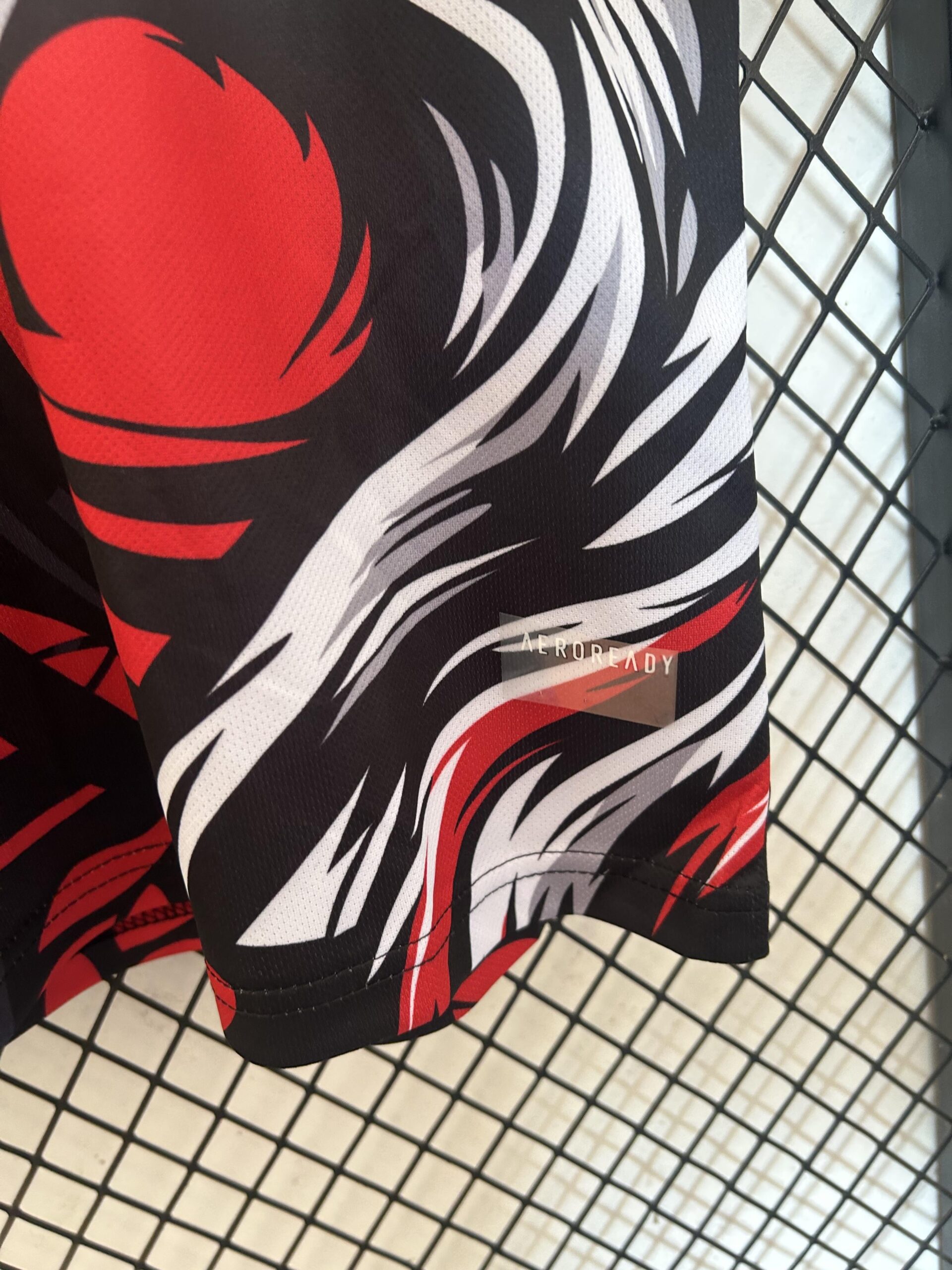 Liverpool "Eternal Blaze" Special Kit - Image 5
