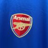 Arsenal 2004–06 Away shirt crest detail