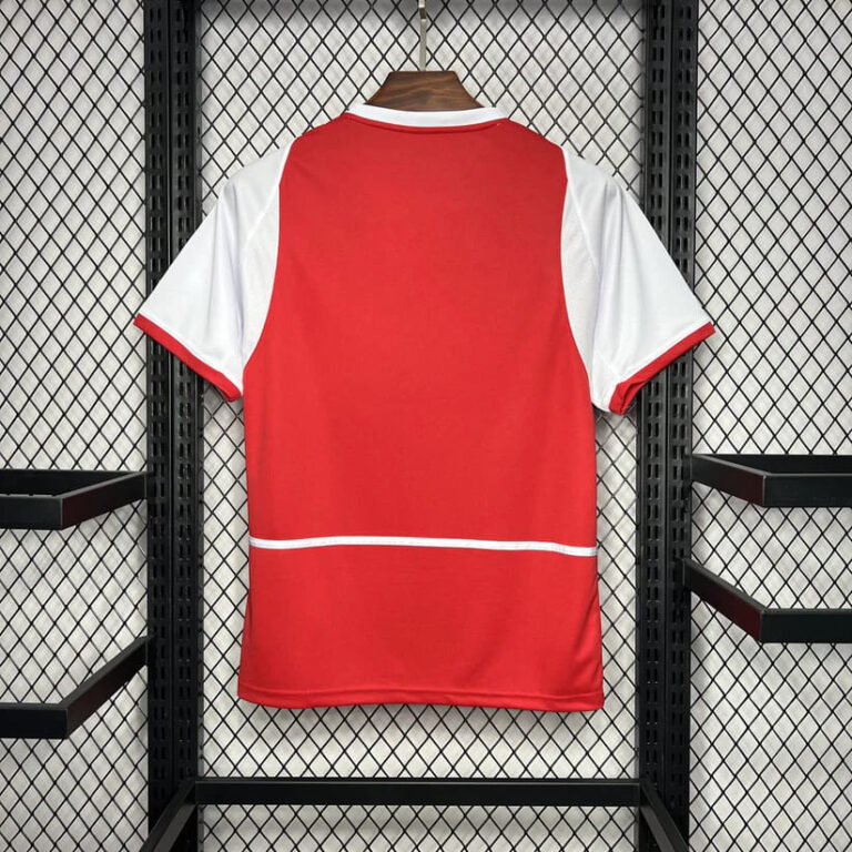 Alternative view of Arsenal Retro jersey 2002-2004