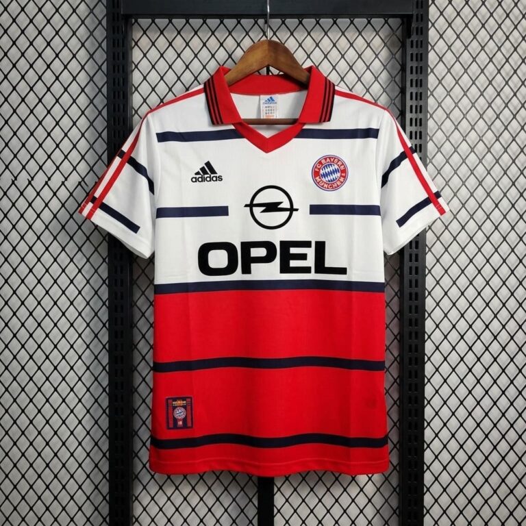 Bayern Munich retro Away kit - 1998-1999