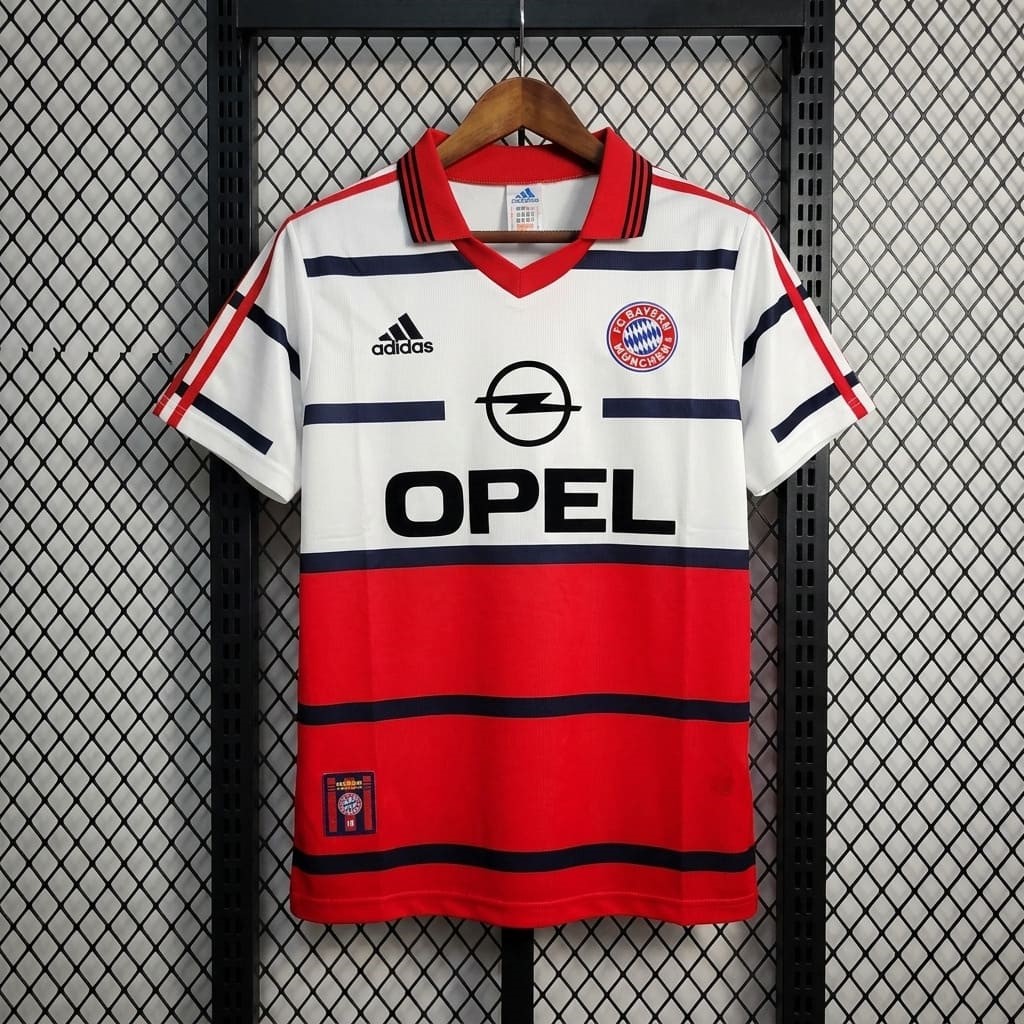 Bayern Munich retro Away kit - 1998-1999