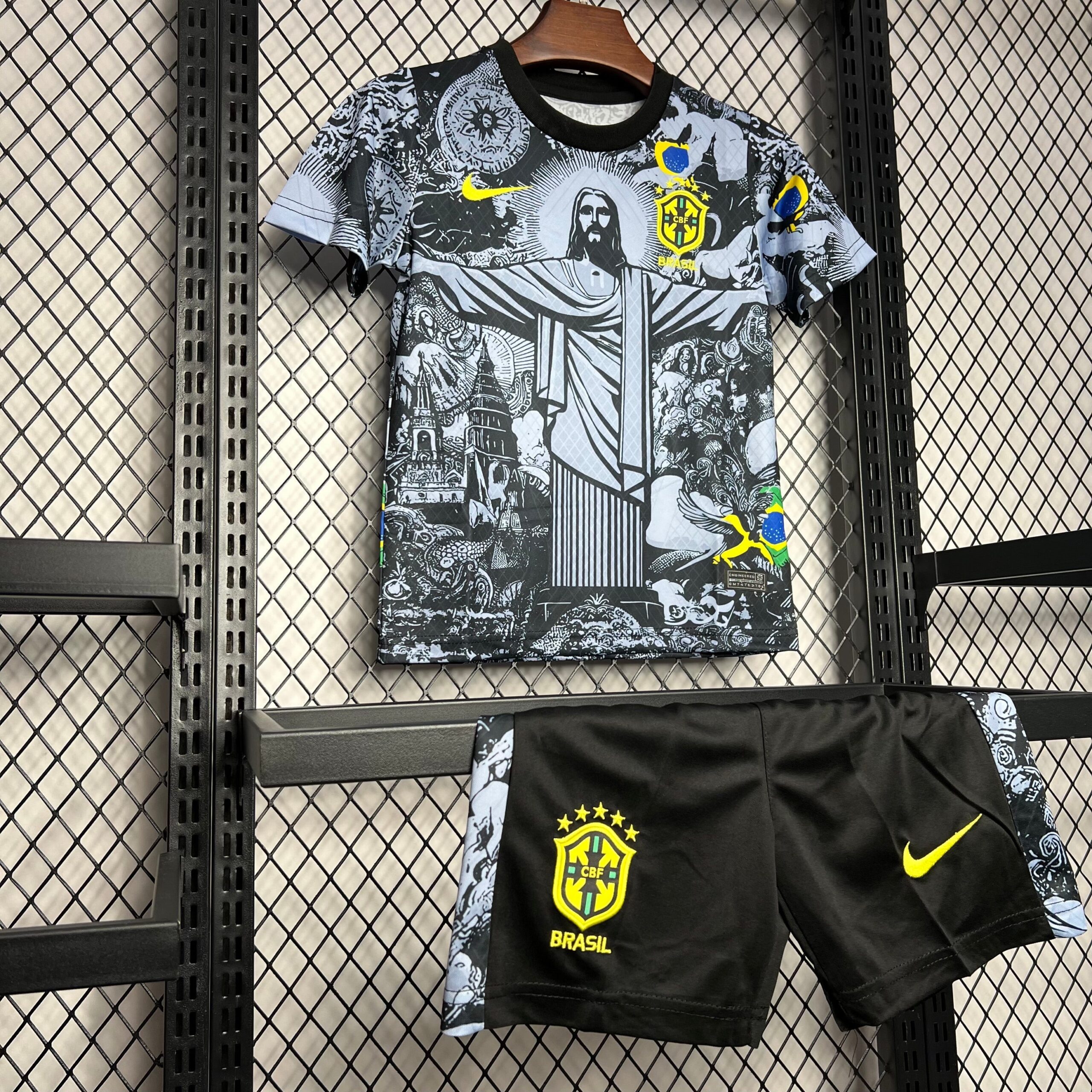 Brazil X Jesus Christ the redeemer 24-25 Kids set Special Edition - Image 4