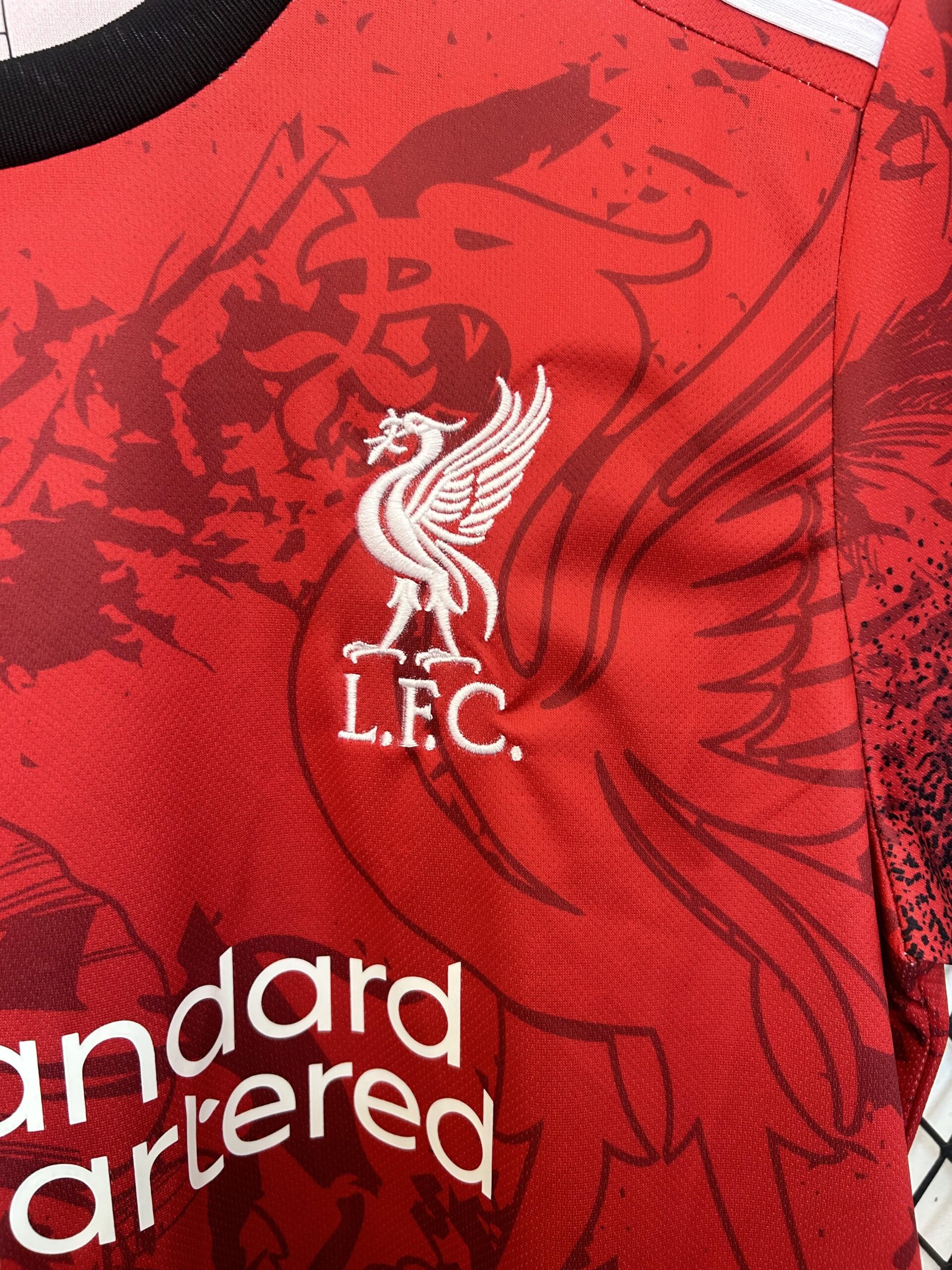 Liverpool "Crimson Talon" Special Kit - Image 4