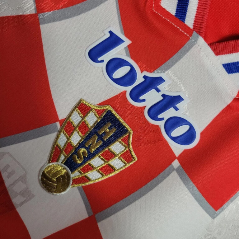 Alternative view of Croatia  Home Retro Jersey - 1998