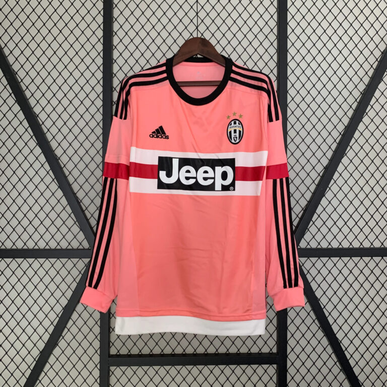 2015-2016 Juventus away retro kit in pink long sleeves