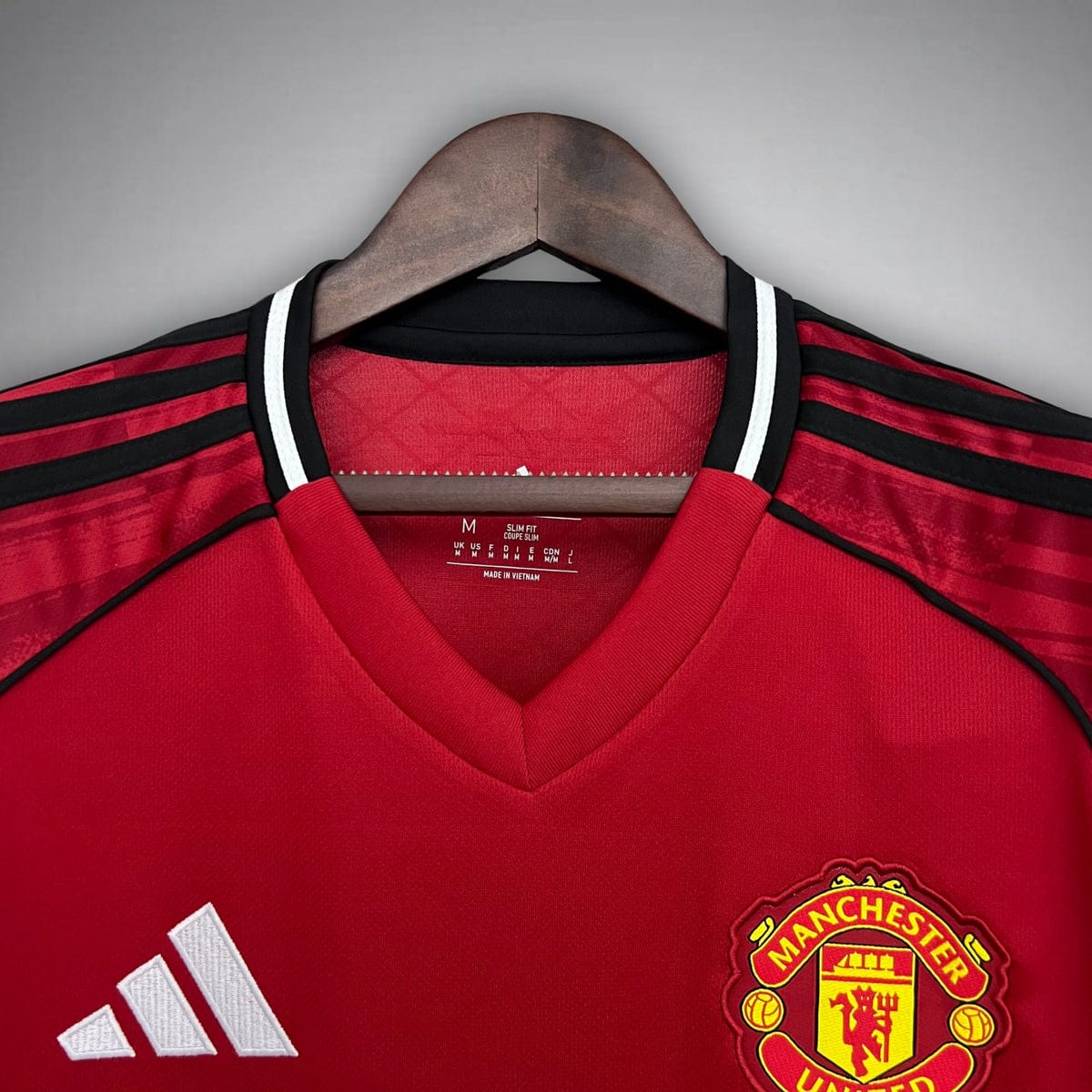 Manchester United Home Shirt 25/26 - Image 3
