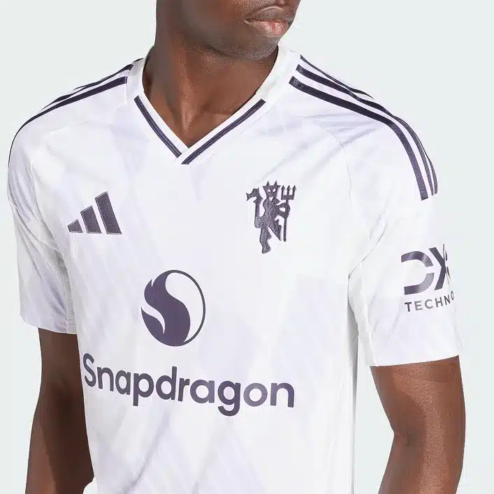 Manchester United 25/26 Away Jersey - Image 3