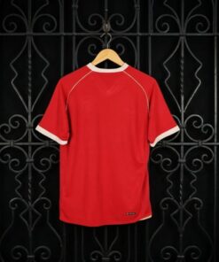 Alternative view of Retro Manchester United Home Shirt 06/07