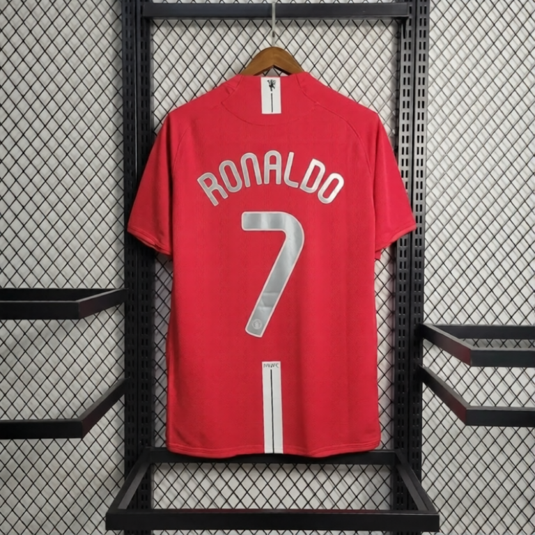 Alternative view of Manchester United Home Shirt 2007-08