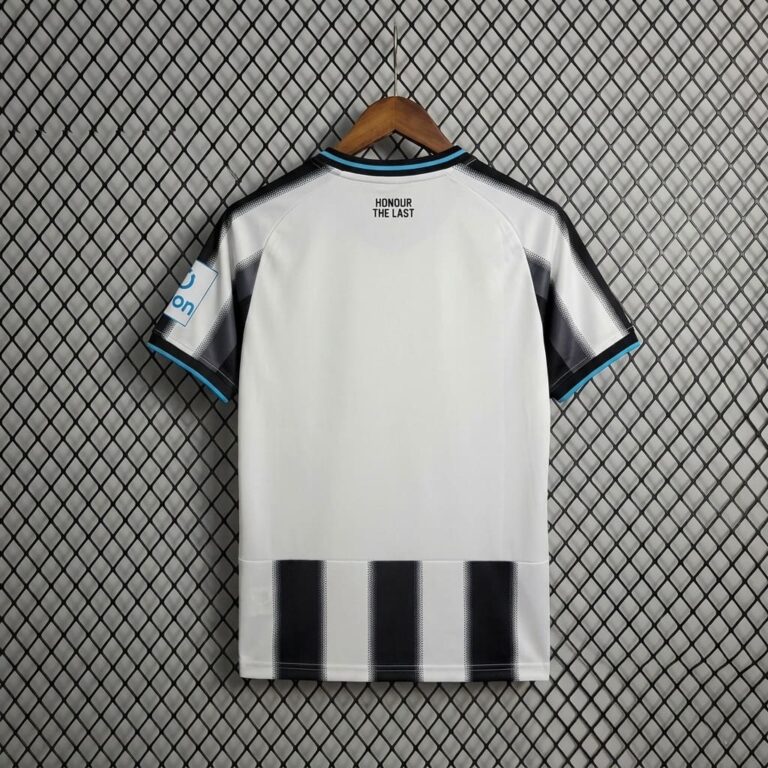 Alternative view of Newcastle United Home Kids Kit 25/26